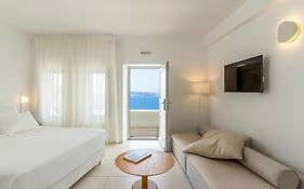 Lilium Hotel Santorini